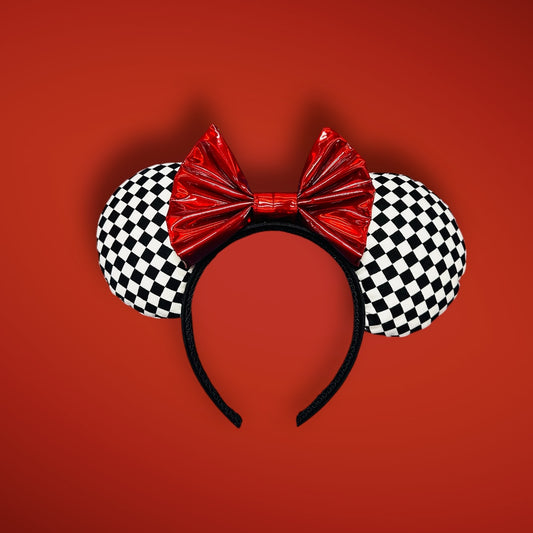 Racer with Bow